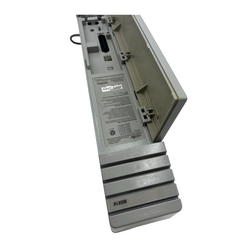 NTBB41FB-93 – Module de station fibre Norstar 16 ports (Remis à neuf)